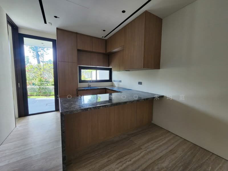 The Harbour Residences Corner Terrace For Sale at S$ 7,700,000 | PropertyGuru Singapore - Kitchen