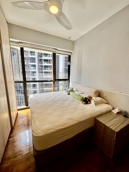 Sims Urban Oasis, 2 Sims Drive, 3 Bedrooms, 1,033 sqft, Condominium For Rent, by Desiree Chua, 500087978 - Bedroom - PropertyGuru.com.sg