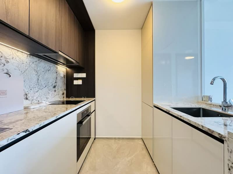 Tembusu Grand Condominium For Sale at S$ 1,999,999 | PropertyGuru Singapore - Kitchen