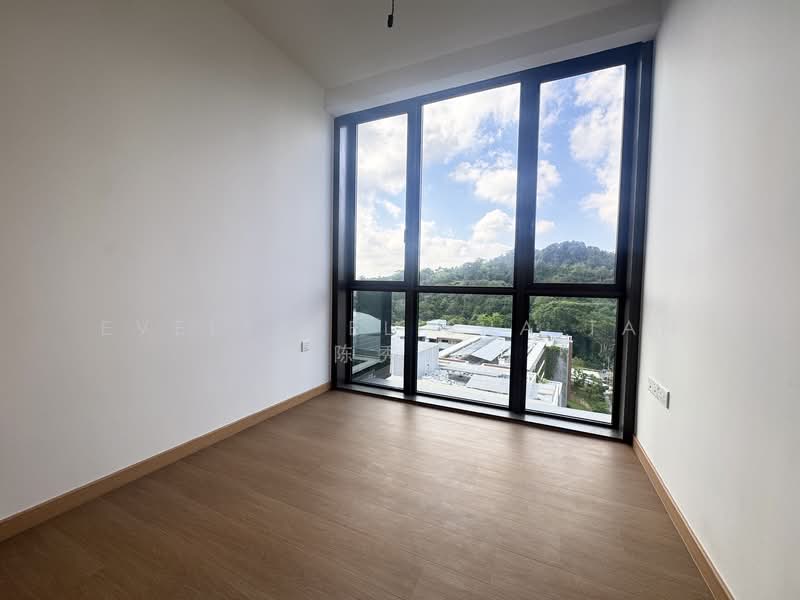 The Botany at Dairy Farm, 9 Dairy Farm Walk, 4 Bedrooms, 1,518 sqft, Condominium For Rent, by Evelyn Elisha Tan 陈秀芬, 500087993 - Common BedRoom 1 with Bt Timah View - PropertyGuru.com.sg