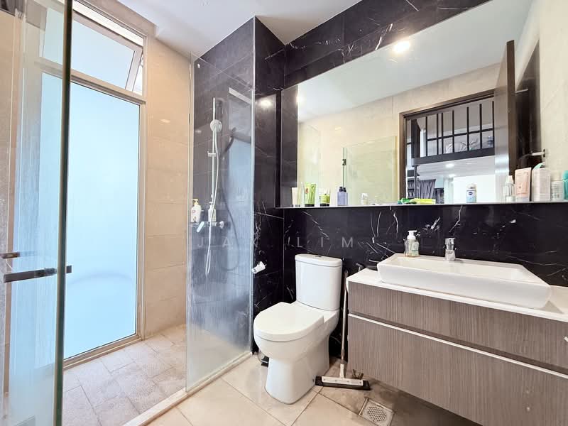 eCO Corner Terrace For Sale at S$ 4,990,000 | PropertyGuru Singapore - Basement Bathroom
