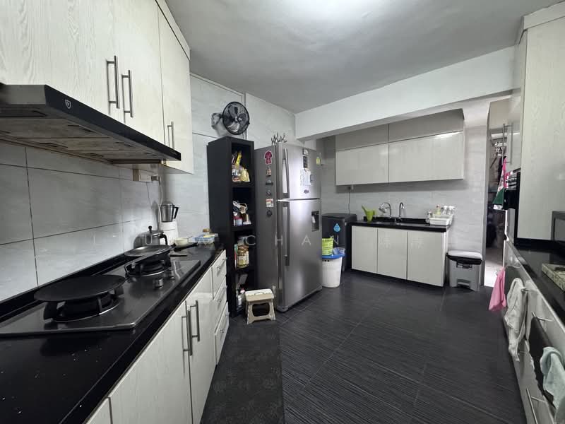 Lagoon View, 5000J Marine Parade Road, 4 Bedrooms, 1,647 sqft, Apartment For Rent, by Laura Chan 陈诗惠, 500088001 - Kitchen - PropertyGuru.com.sg