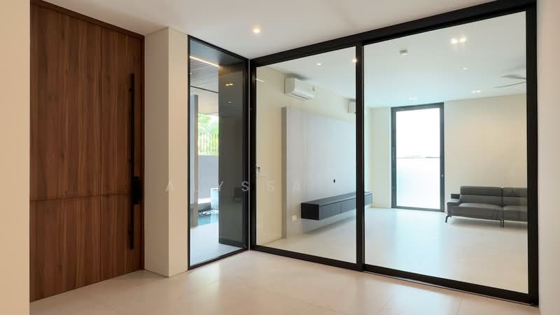 Rebuilt 3+Attic Semi-D @ Lorong Tanggam, , 7 Bedrooms, 7,200 sqft, Semi-Detached House For Sale, by Alyssa Ng, 500088025 - Living Room - PropertyGuru.com.sg