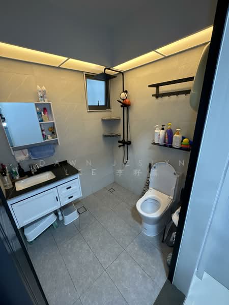 992A Upper Jurong Road, 992A Upper Jurong Road, Room Rental, 1,001 sqft, HDB Flat For Rent, by Dawn Jeslyn Lee 李籽嬴, 500088029 - Bathroom - PropertyGuru.com.sg