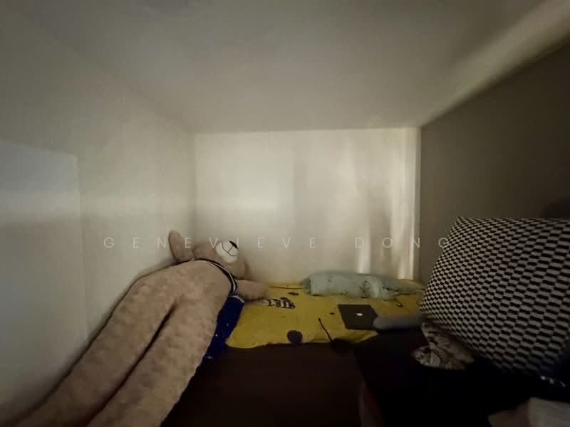 Steps away from Pasir Panjang MRT near NUS Curtin Essec, , 2 Bedrooms, 721 sqft, Condominium For Rent, by Genevieve Dong, 500088032 - Bedroom - PropertyGuru.com.sg