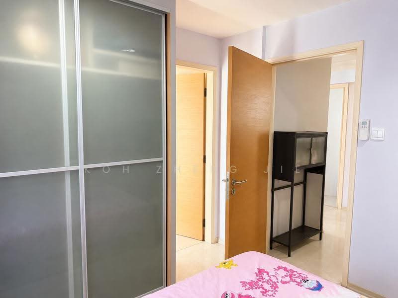 The Sunny Legend, 85 Lorong H Telok Kurau, East Coast / Marine Parade, 3 Bedrooms, 840 sqft, Apartment For Sale, by Koh Zheng Jie, 500088039 - Master Bedroom - PropertyGuru.com.sg