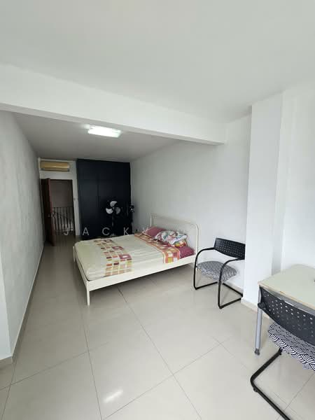 Yew Lian Park, Upper Thomson Road, Room Rental, 130 sqft, Terraced House For Rent, by Jacky Quek, 500088040 - Bedroom - PropertyGuru.com.sg