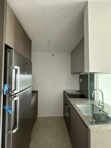 Avenue South Residence, 1 Silat Avenue, 2 Bedrooms, 657 sqft, Condominium For Sale, by Iris Lee, 500088050 - Kitchen - PropertyGuru.com.sg