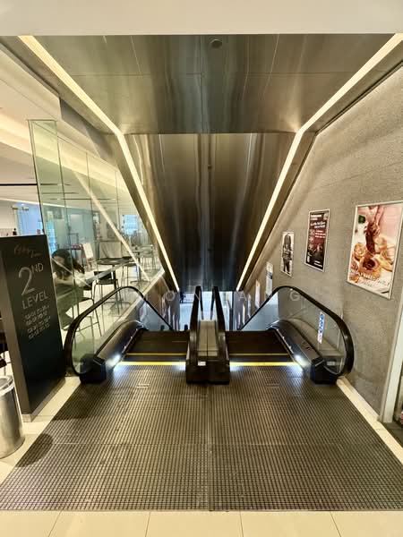 Oxley Tower, 138 Robinson Road, 161 sqft, Other Retail For Rent, by Simon Ang, 500088060 - Interior - CommercialGuru.com.sg