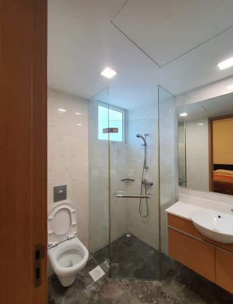 Edelweiss Park Condo Condominium For Sale at S$ 1,298,000 | PropertyGuru Singapore - Bathroom