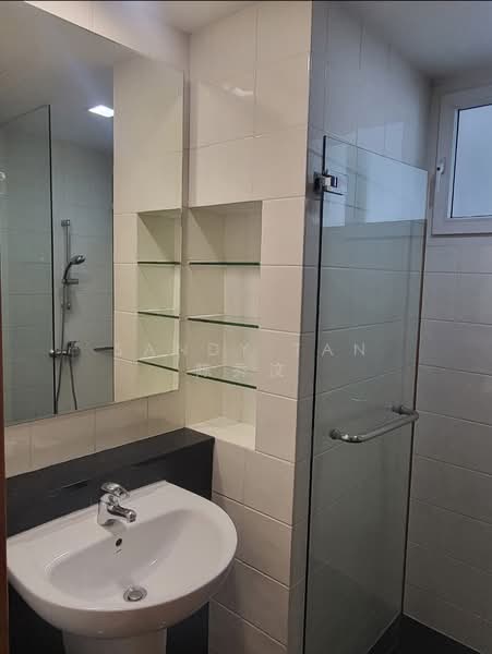 Edelweiss Park Condo Condominium For Sale at S$ 1,298,000 | PropertyGuru Singapore - Bathroom