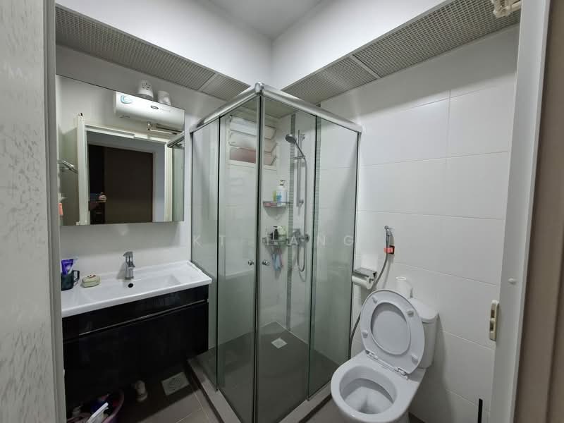 Bukit Batok, , Room Rental, 990 sqft, HDB Flat For Rent, by KT Tang, 500088065 - Bathroom - PropertyGuru.com.sg