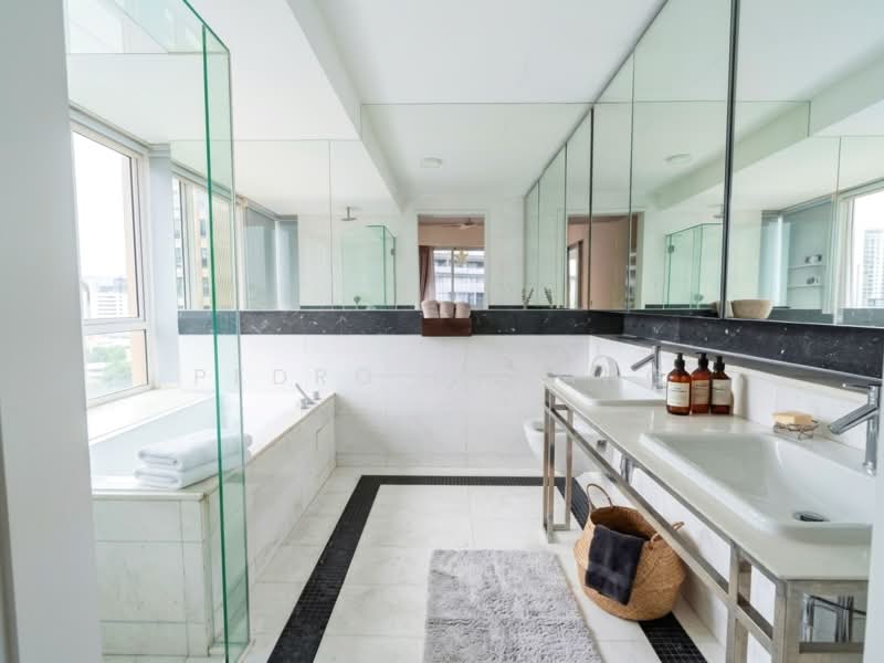 The Orange Grove, 38 Orange Grove Road, 4 Bedrooms, 2,960 sqft, Condominium For Rent, by Pedro Chuang, 500088085 - Master Bathroom - PropertyGuru.com.sg