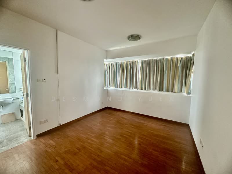 Golden Heights Apartment For Sale at S$ 2,150,000 | PropertyGuru Singapore - Bedroom