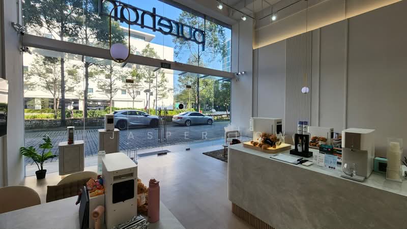 UB. One, 81 Ubi Avenue 4, 1,389 sqft, Light Industrial (B1) For Rent, by Jasper How, 500088105 - CommercialGuru.com.sg