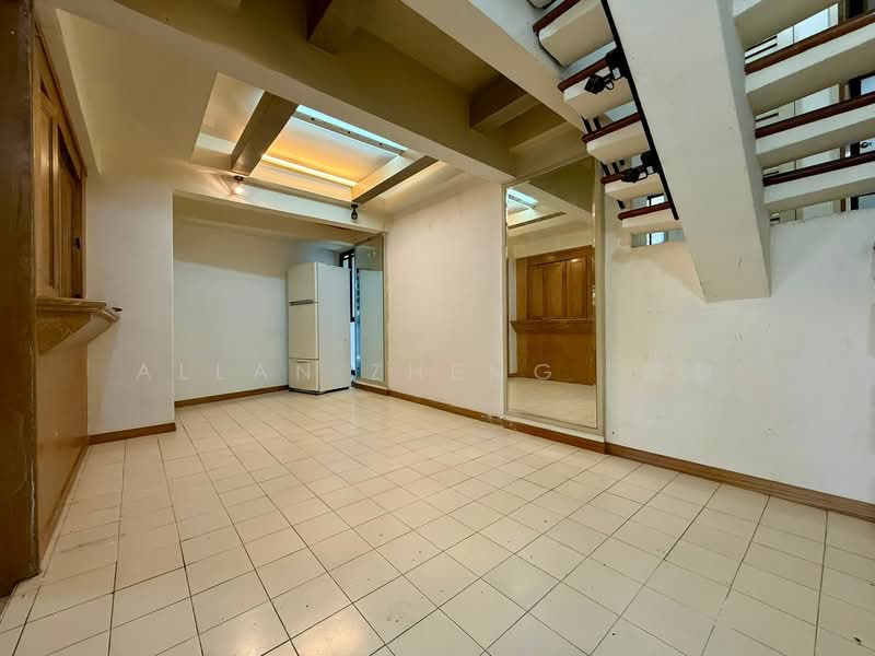Pine Grove Condominium For Sale at S$ 1,680,000 | PropertyGuru Singapore - Interior