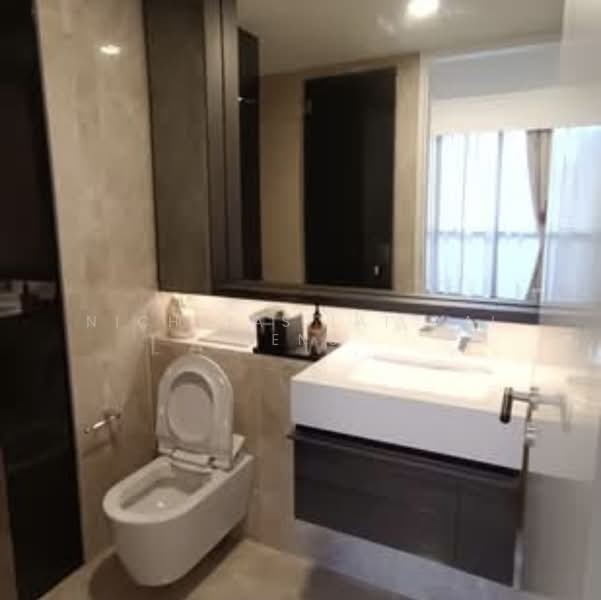 Riviere Condominium For Sale at S$ 2,500,000 | PropertyGuru Singapore - Bathroom