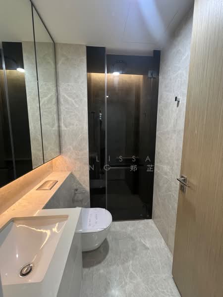 Amber Park Condominium For Sale at S$ 2,050,000 | PropertyGuru Singapore - Bathroom