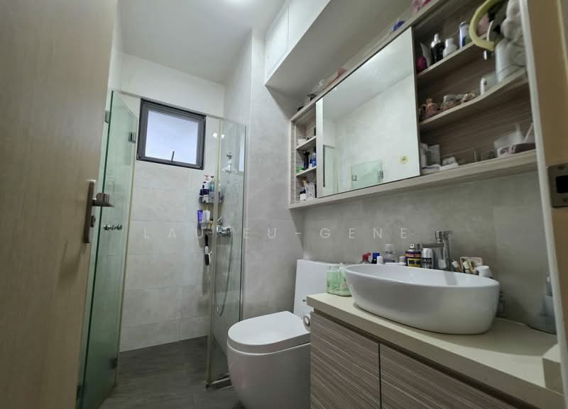 475A Upper Serangoon Crescent HDB Flat For Sale at S$ 758,000 | PropertyGuru Singapore - Bathroom