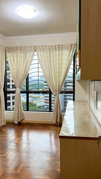 Heritage View, 10 Dover Rise, 3 Bedrooms, 1,195 sqft, Condominium For Rent, by Aaron Liong, 500088134 - Living Room - PropertyGuru.com.sg