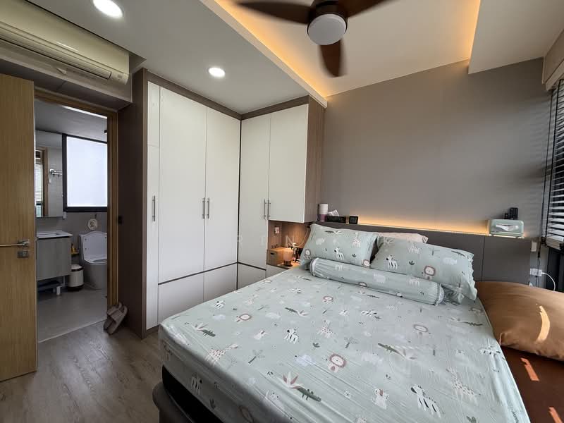 Westwood Residences EC Condominium For Sale at S$ 1,395,000 | PropertyGuru Singapore - Master Bedroom