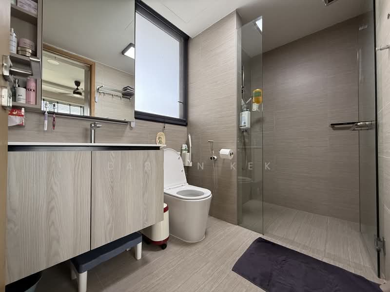 Westwood Residences EC Condominium For Sale at S$ 1,395,000 | PropertyGuru Singapore - Master Bathroom