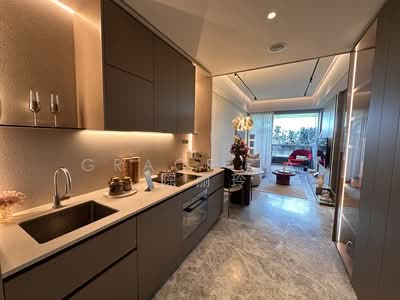 For Sale - Martin Modern