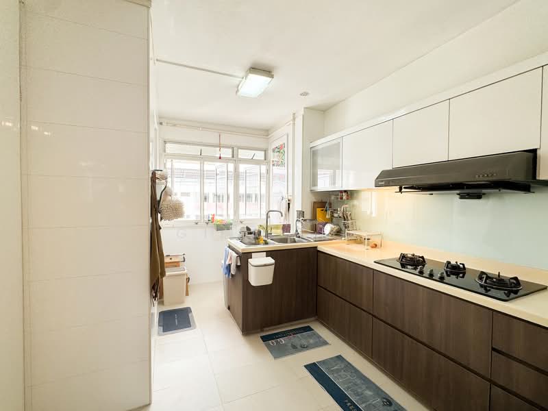 131 Simei Street 1, 131 Simei Street 1, 3 Bedrooms, 1,119 sqft, HDB Flat For Sale, by Gina Teo, 500088154 - Kitchen - PropertyGuru.com.sg