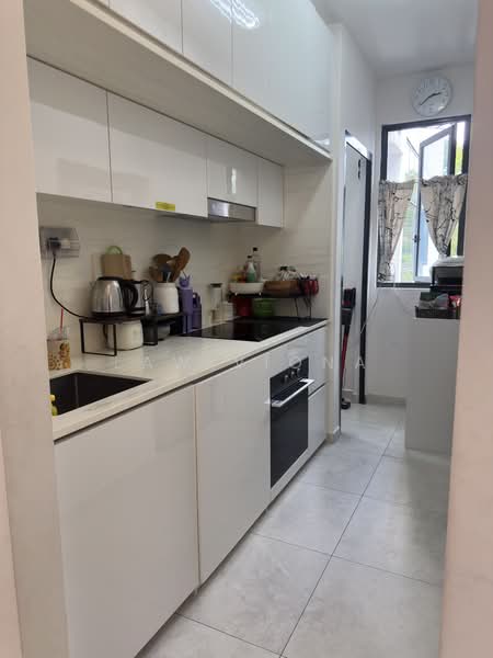 Lattice One Condominium For Sale at S$ 1,950,000 | PropertyGuru Singapore - Kitchen