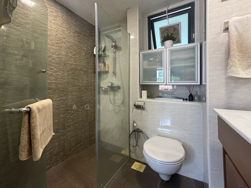1C Cantonment Road HDB Flat For Sale at S$ 1,328,888 | PropertyGuru Singapore - Bathroom