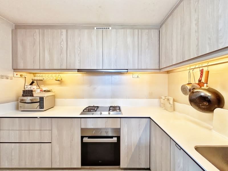 Westwood Residences EC Condominium For Sale at S$ 1,790,000 | PropertyGuru Singapore - Kitchen