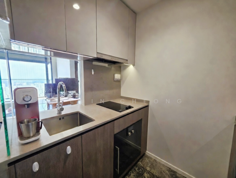 Avenue South Residence Condominium For Sale at S$ 1,750,000 | PropertyGuru Singapore - Kitchen