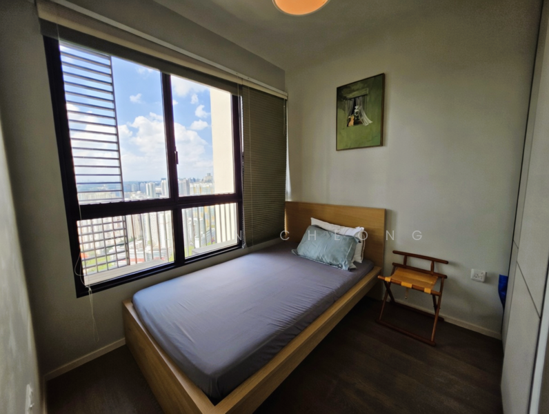 Avenue South Residence Condominium For Sale at S$ 1,750,000 | PropertyGuru Singapore - Common Bedroom