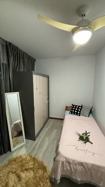 Woodsvale, 1 Woodlands Drive 72, Room Rental, 120 sqft, Condominium For Rent, by Tony Kwek, 500088194 - Bedroom - PropertyGuru.com.sg