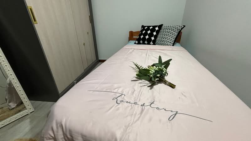 Woodsvale, 1 Woodlands Drive 72, Room Rental, 120 sqft, Condominium For Rent, by Tony Kwek, 500088194 - Bedroom - PropertyGuru.com.sg