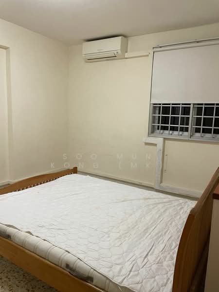 224 Lorong 8 Toa Payoh, 224 Lorong 8 Toa Payoh, 3 Bedrooms, 1,200 sqft, HDB Flat For Rent, by Soo Mun Kong (MK), 500088203 - Bedroom - PropertyGuru.com.sg