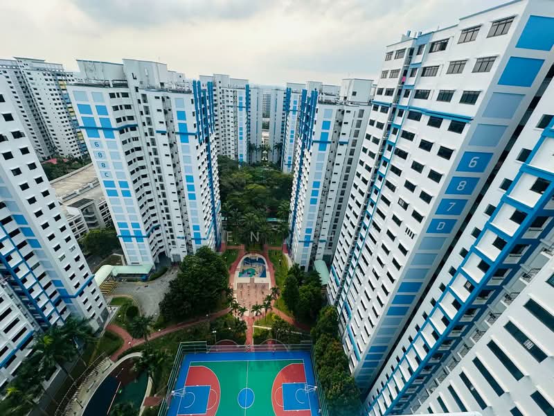 690B Choa Chu Kang Crescent HDB Flat For Sale at S$ 799,000 | PropertyGuru Singapore - Exterior
