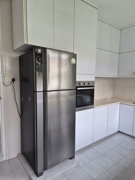 Coronation Gardens, Duchess Avenue, 5 Bedrooms, 5,200 sqft, Semi-Detached House For Rent, by Jen Ong 王秀嬌, 500088207 - Kitchen - PropertyGuru.com.sg