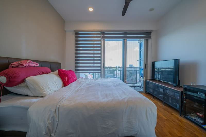 Starville, 66 Lengkong Tiga, 3 Bedrooms, 1,216 sqft, Condominium For Sale, by Phyllis Lim, 500088208 - Bedroom - PropertyGuru.com.sg