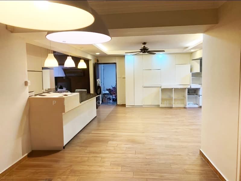 607 Elias Road HDB Flat For Sale at S$ 961,000 | PropertyGuru Singapore - Living Room