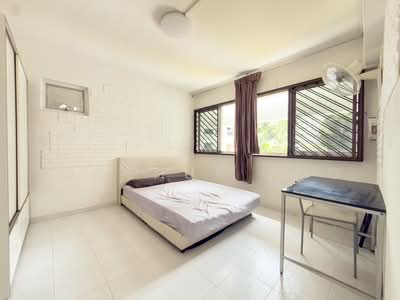 For Rent - 423 Serangoon Central