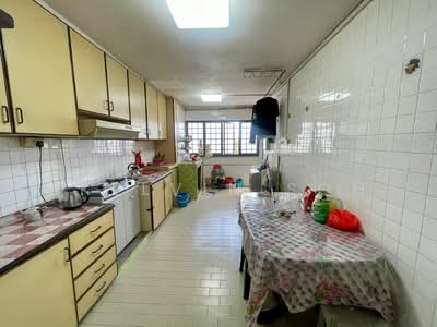 For Sale - 706 Hougang Avenue 2