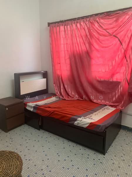 Jalan Pernama, Jalan Pernama, 4 Bedrooms, 1,800 sqft, Detached House For Rent, by Wayne Deng, 500088237 - Bedroom - PropertyGuru.com.sg