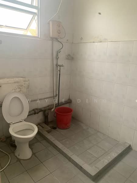 Jalan Pernama, Jalan Pernama, 4 Bedrooms, 1,800 sqft, Detached House For Rent, by Wayne Deng, 500088237 - Bathroom - PropertyGuru.com.sg