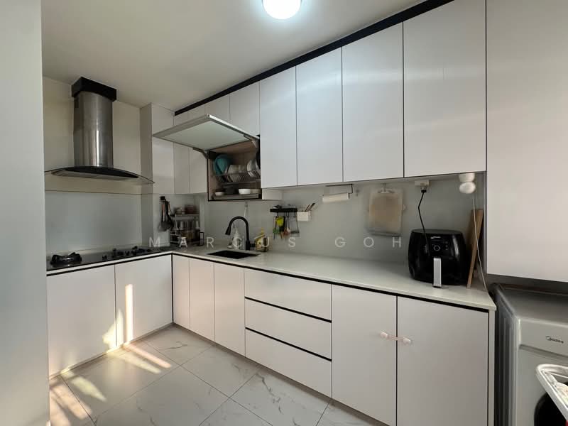 313A Anchorvale Road HDB Flat For Sale at S$ 730,000 | PropertyGuru Singapore - Kitchen