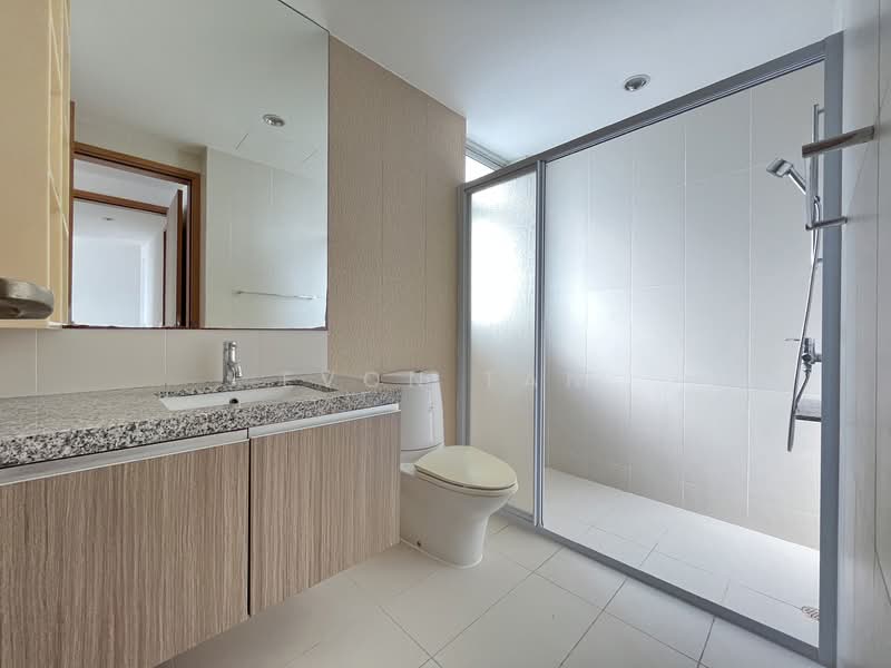 The Metropolitan Condominium Condominium For Sale at S$ 2,400,000 | PropertyGuru Singapore - Bathroom