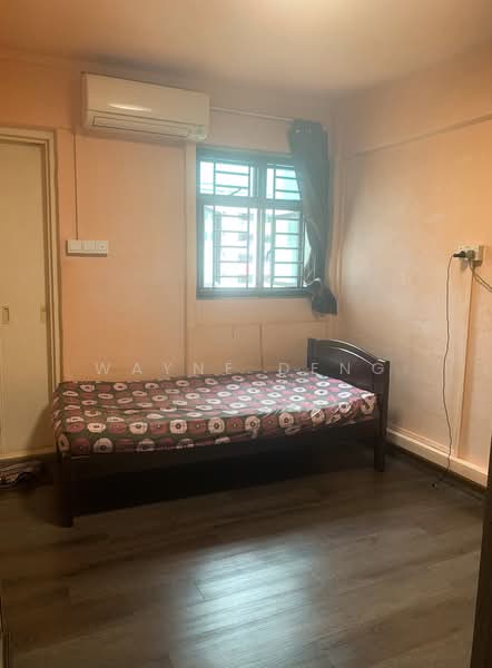 44 Chai Chee Street HDB Flat For Sale at S$ 400,000 | PropertyGuru Singapore - Master Bedroom