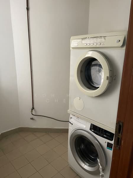 Valley Park, 473 River Valley Road, 2 Bedrooms, 1,216 sqft, Condominium For Rent, by Koh Hwee Cheng, 500088265 - Interior - PropertyGuru.com.sg