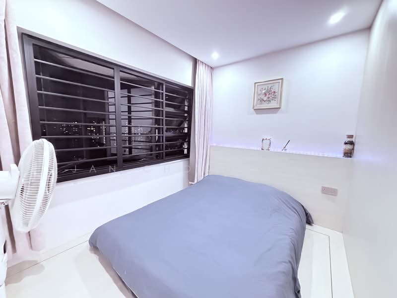467C Bukit Batok West Avenue 9 HDB Flat For Sale at S$ 540,000 | PropertyGuru Singapore - Bedroom