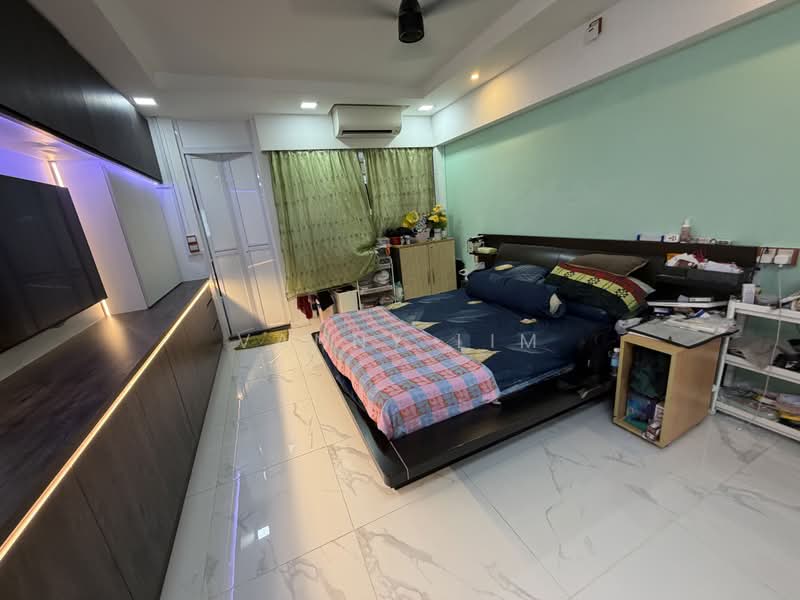 532 Hougang Avenue 6, 532 Hougang Avenue 6, 3 Bedrooms, 1,302 sqft, HDB Flat For Sale, by Vanny Lim, 500088315 - Bedroom - PropertyGuru.com.sg